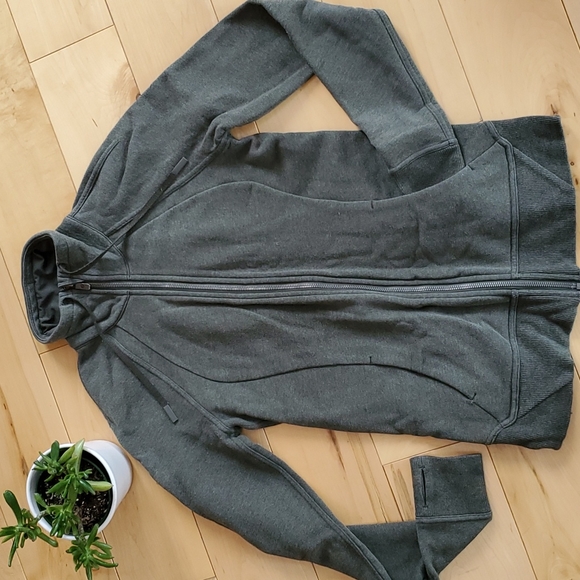 Lululemon green scuba - Picture 1 of 6